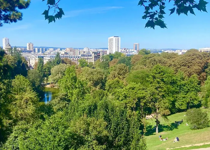 Апартаменты Cozy Parisian Newly Renovated *